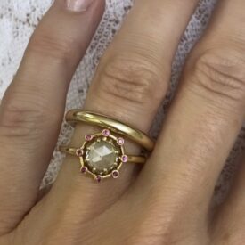 The Perfectly Wide Gold Ring